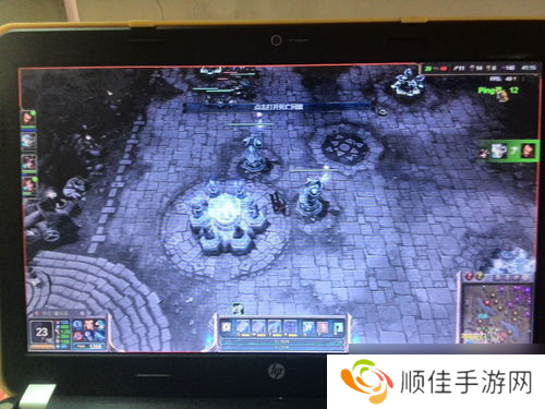 lol中游戏跳屏〖为什玩英雄联盟老是跳屏〗